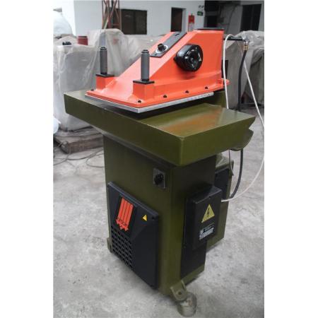 Reconditioned Atom SE15 15tons leather swing arm cutting press machine